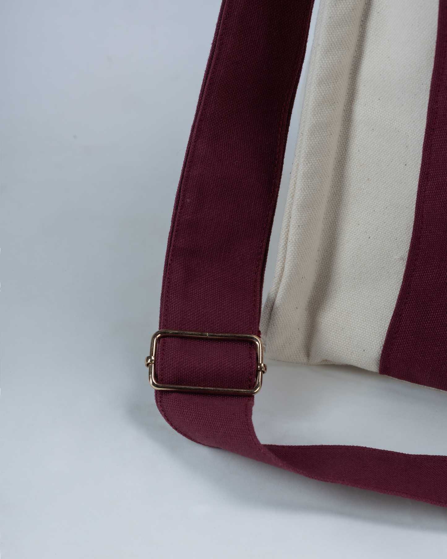 The Aubrey On-the-Go Bag - Crimson Cream